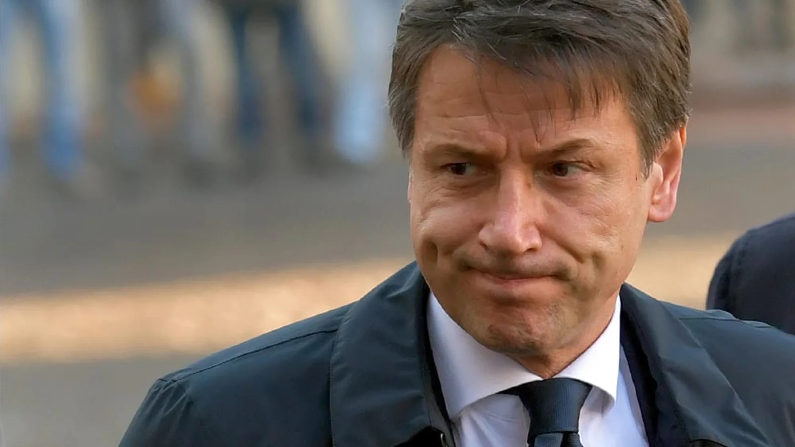 Il filoputiniano Conte va fuori di giri e Schlein tace